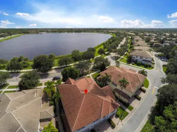 189 Evergrene Parkway #1-C, Palm Beach Gardens, FL 33410