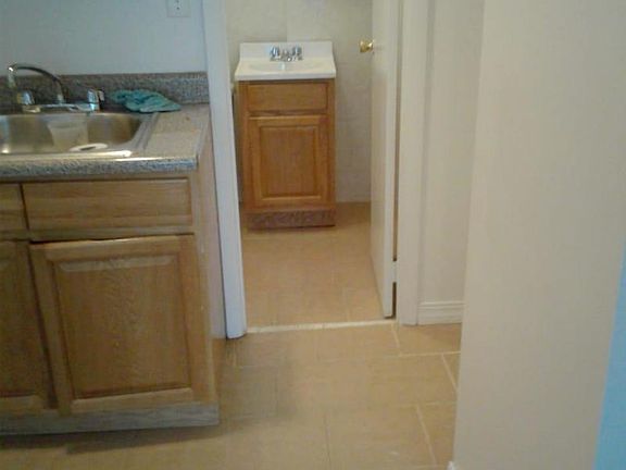 3rd image of 930 Columbus Ave APT 4B