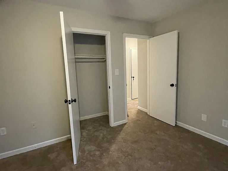133 E Vail Dr — Photo 10
