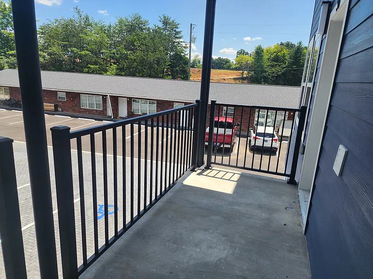 122 South Blvd #19 — Photo 12