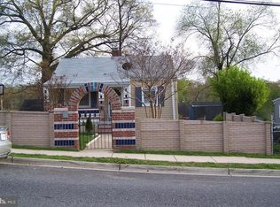 5709 Carters Ln, Riverdale, MD