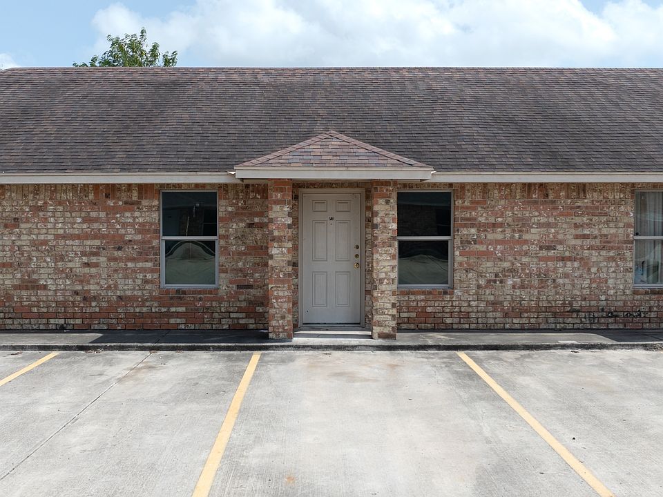 Building Photo 3