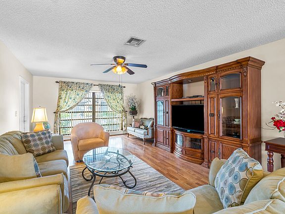 4th image of 4826 Dovewood Place #A