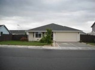 8704 Packard Dr, Pasco, WA 99301