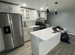 608 Church Ln, Fort Lee, NJ 07024