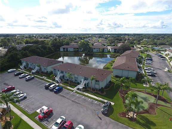 3rd image of 25100 Sandhill Blvd APT I-204