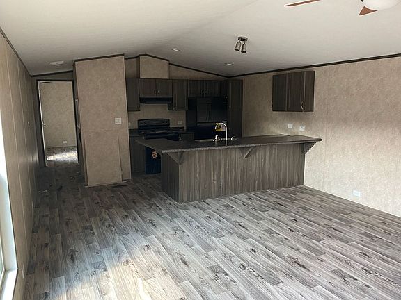3rd image of 4144 Thomas St #51