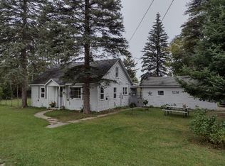 304 W 10th St, Mio, MI 48647