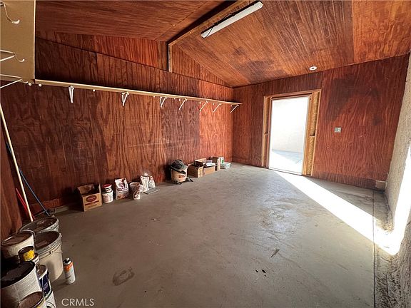 5th image of 40481 Sage Rd