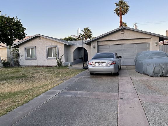 2nd image of 30276 Avenida Del Yermo