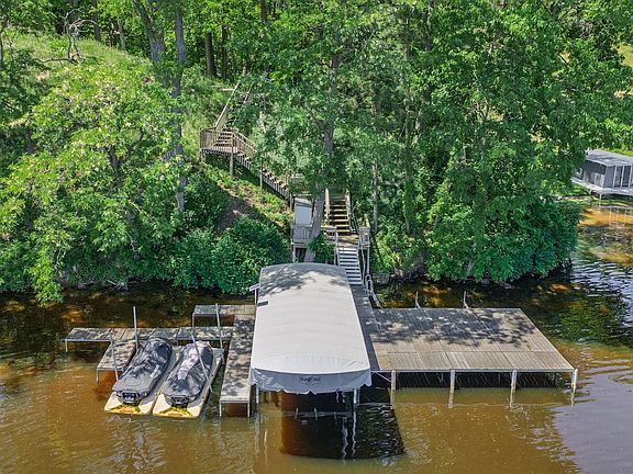 2nd image of S9194 Dam Heights Rd