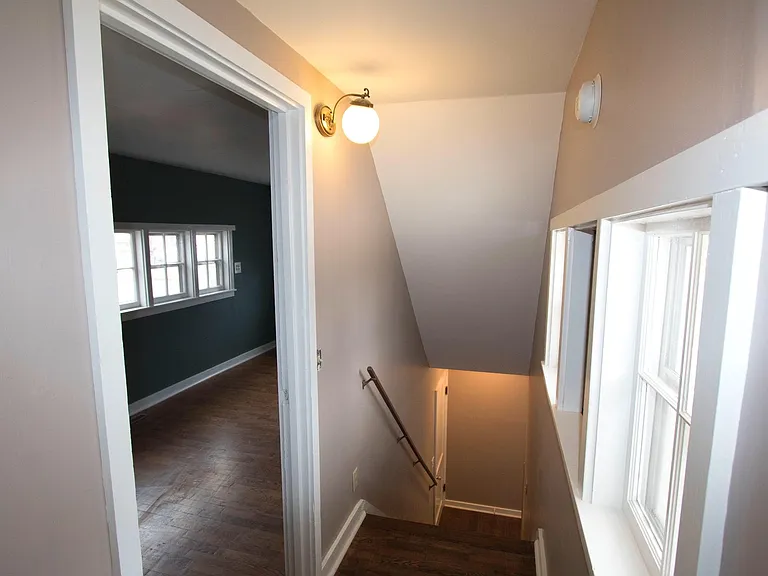 212 Santa Fe St — Photo 6