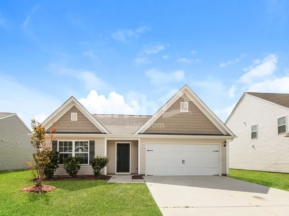 1220 Dogwood Neck Dr, Leland, NC 28451