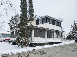 507 McClellan St, Tama, IA 52339