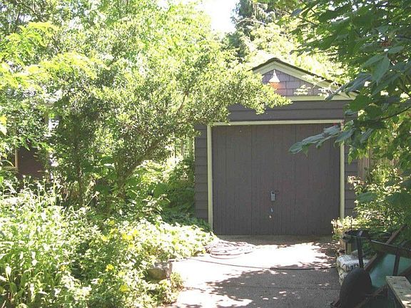 3rd image of 8110 34th Ave NE