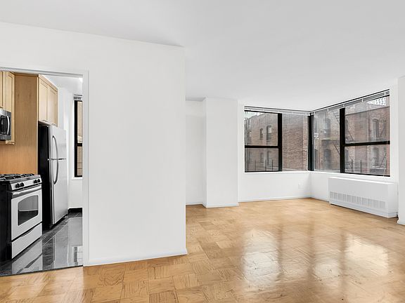 4th image of 247 W 87th St APT 5F