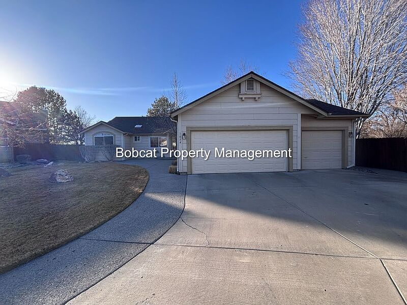 1st image of 1054 Camellia Ct