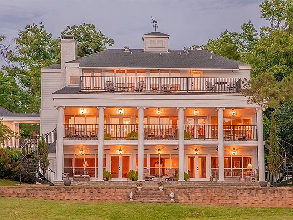 2nd image of 566 Hideaway Ln E