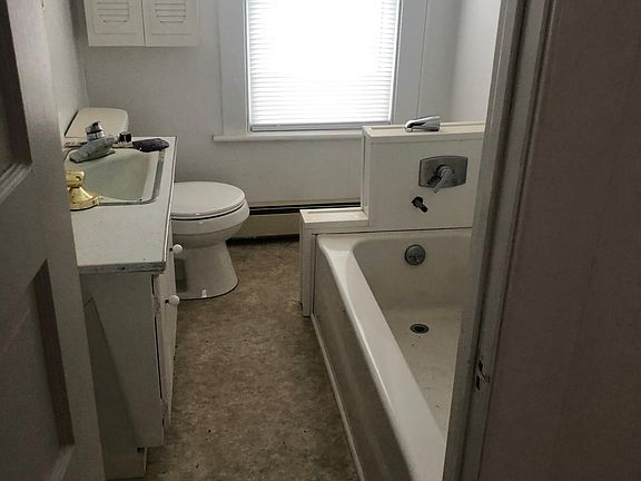 upstairs bathroom
