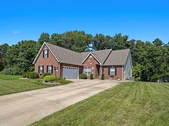 2nd image of 708 Birch Ln