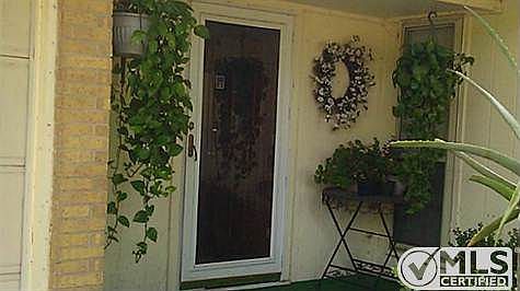 3rd image of 125 Old Hickory Dr