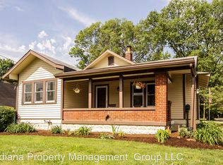 190 N 6th St, Zionsville, IN 46077