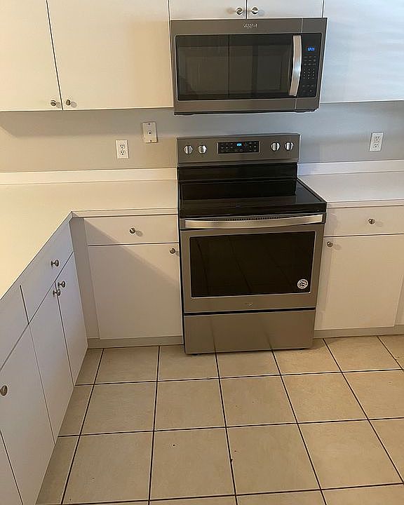 1st image of 1623 SW 33rd Ter #1625