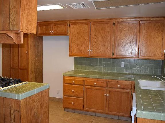 3rd image of 41860 Shain Ln