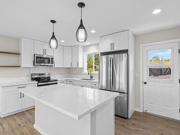 5th image of 16-2062 Gardenia Dr