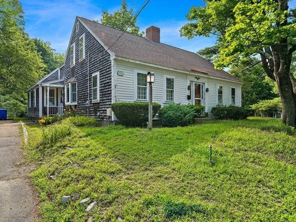 78 Hingham St, Rockland, MA 02370