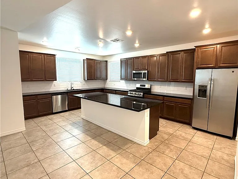 2883 Amphion Ct — Photo 5
