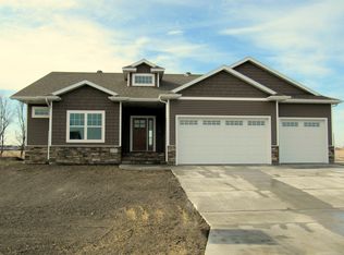 1137 26th Ave W, West Fargo, ND