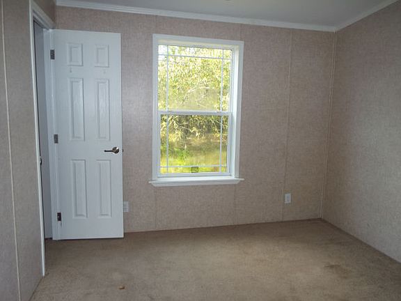 4th image of 14851 NE 11th Pl