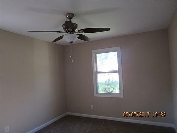 5th image of 8520 Livingston Ave