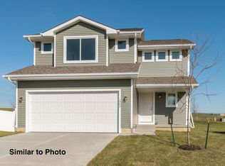 3413 Wolf Creek Rd SW, Bondurant, IA 50035