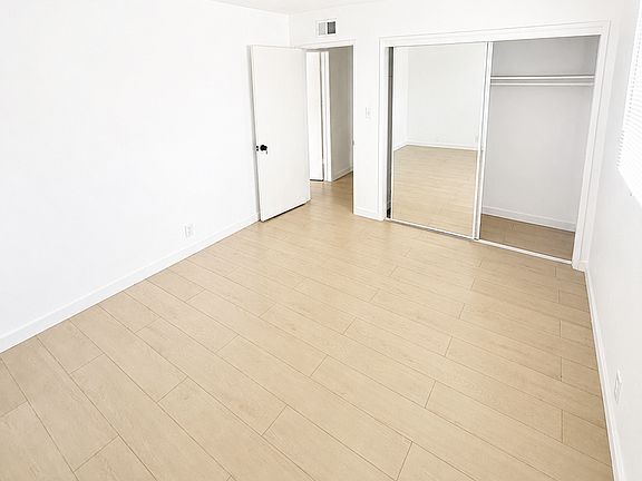 2nd image of 4086 W 142nd St Unit D