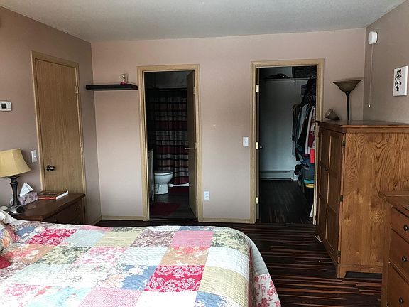 master bedroom w/ full bath and walk-in closet