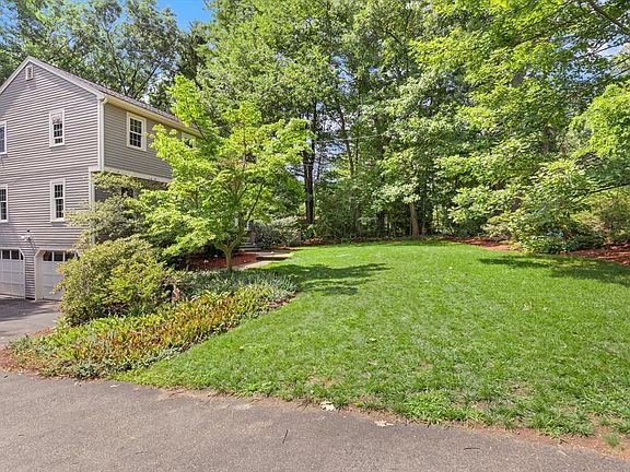 4th image of 368 Acton Rd