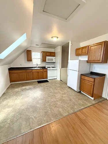 342 Exchange St #3 Photo 1