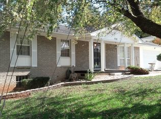 712 Drinnon Dr, Morristown, TN 37814
