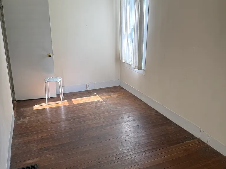 1276 Baird Rd — Photo 13
