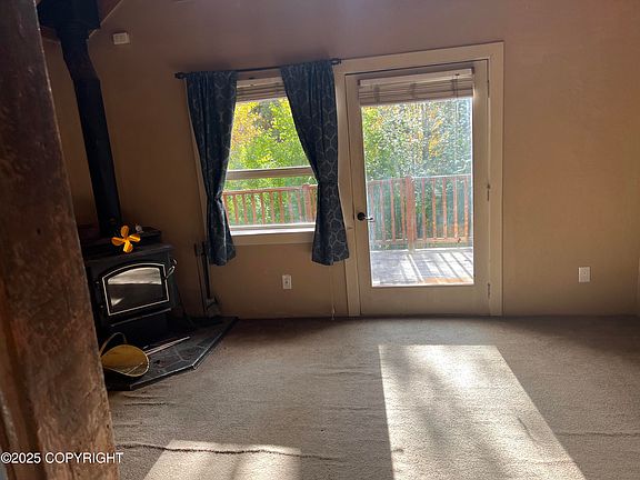 3rd image of 805 Chena Hills Dr