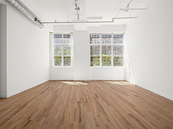 5th image of 689 Myrtle Ave APT 2E