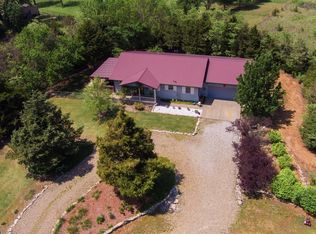 3 Brookfield Ct, Arkansas City, KS 67005