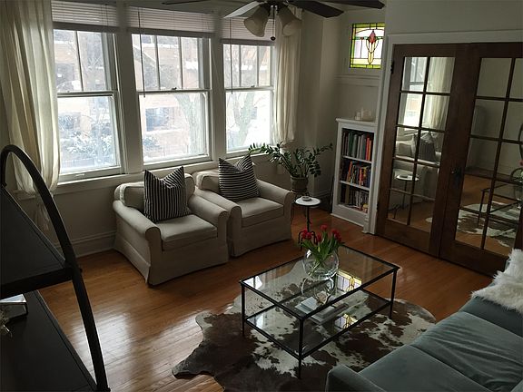 2nd image of 4407 N Greenview Ave APT 2W