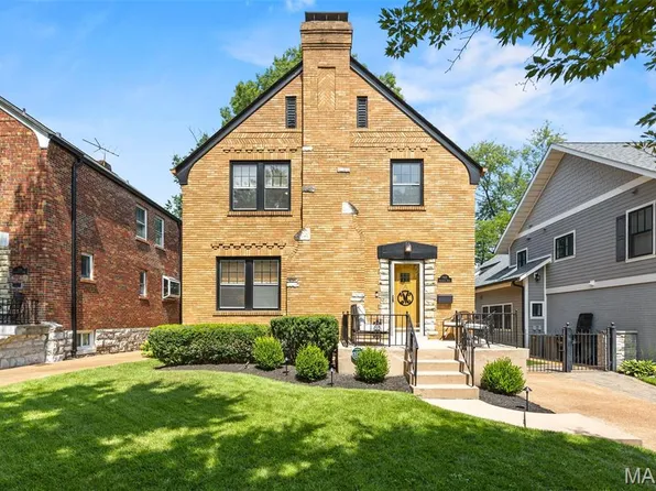 7307 Northmoor Dr, Saint Louis, MO 63105