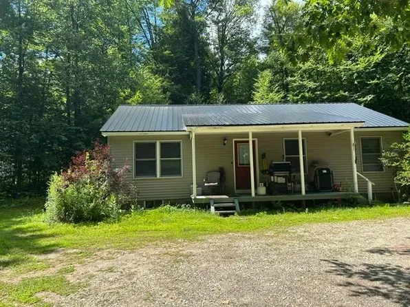 14 Rutha Drive, Newfane, VT 05345