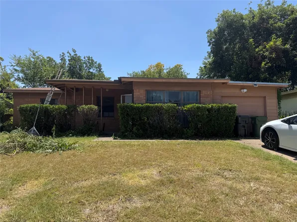 2204 Cloverdale St, Arlington, TX 76010