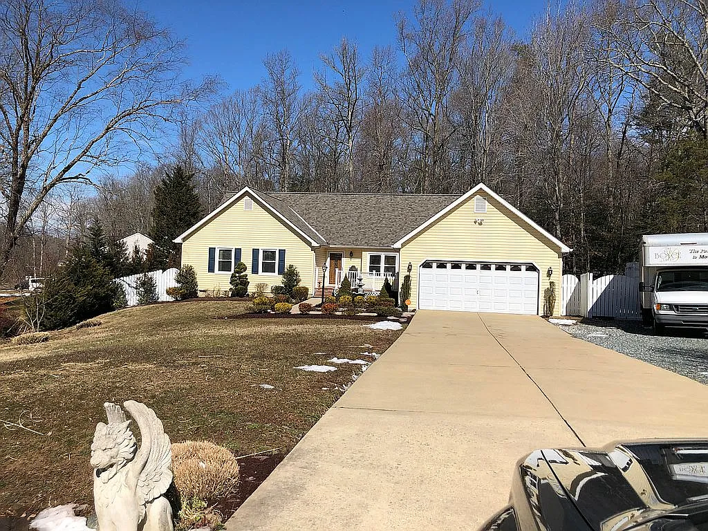 2804 Ridge Rd photo 1