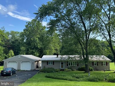 304 Cool Hollow Dr, Falling Waters, WV, 25419